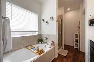 7304 Fall Ray Dr, Del Valle, TX 78617 - Photo 16