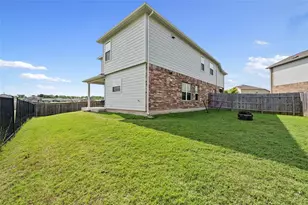 7304 Fall Ray Dr, Del Valle, TX 78617 - Photo 32