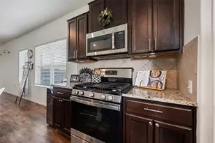 7304 Fall Ray Dr, Del Valle, TX 78617 - Photo 16