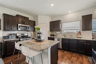 7304 Fall Ray Dr, Del Valle, TX 78617 - Photo 10