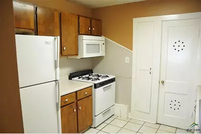 1523 S Robertson Avenue, Tyler, TX 75701 - Photo 8