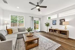 6800 Menchaca Rd, Austin, TX 78745 - Photo 4