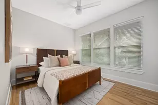 807 W 30th St, Austin, TX 78705 - Photo 24