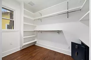 807 W 30th St, Austin, TX 78705 - Photo 30