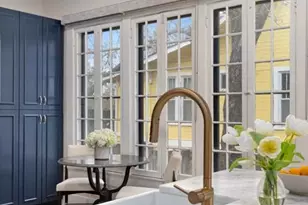 807 W 30th St, Austin, TX 78705 - Photo 14