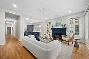 807 W 30th St, Austin, TX 78705 - Photo 6