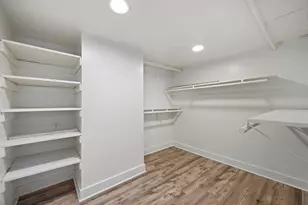 807 W 30th St, Austin, TX 78705 - Photo 40