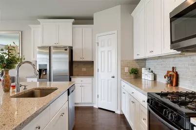 7404 Albany Drive, Austin, TX 78754 - Photo 16