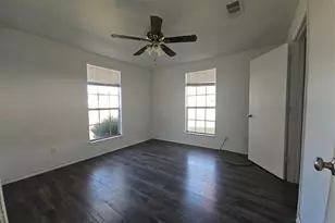 1001 S 29th St, Temple, TX 76504 - Photo 10