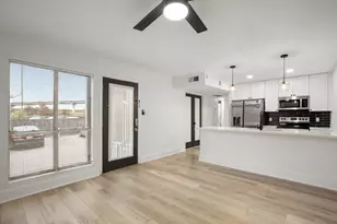 909 Reinli St, Austin, TX 78751 - Photo 10