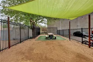 909 Reinli St, Austin, TX 78751 - Photo 26