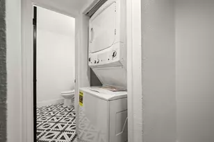 909 Reinli St, Austin, TX 78751 - Photo 12