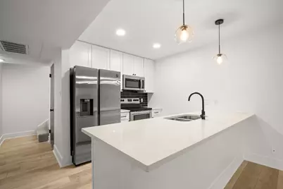 909 Reinli Street #103, Austin, TX 78751 - Photo 2