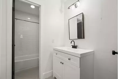 909 Reinli Street #103, Austin, TX 78751 - Photo 16