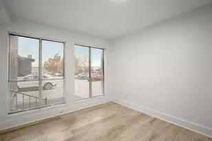 909 Reinli St, Austin, TX 78751 - Photo 6