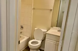 2807-D Parker Ln Ln, Austin, TX 78741 - Photo 8