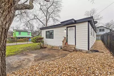 2105 E 17th Street, Austin, TX 78702 - Photo 4