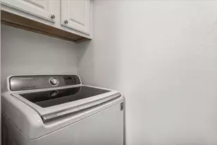 2018 W Rundberg Ln, Austin, TX 78758 - Photo 10