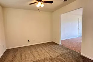 1501 Earle St, San Marcos, TX 78666 - Photo 4