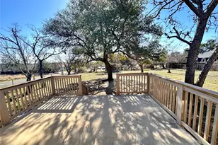 1501 Earle St, San Marcos, TX 78666 - Photo 32