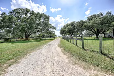 1276 County Road 216, Hallettsville, TX 77964 - Photo 16