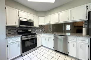1008 Cresswell Dr, Pflugerville, TX 78660 - Photo 32