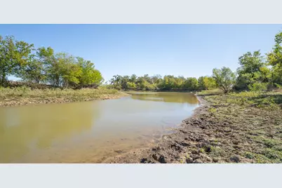 1558 Texas Street, Rockdale, TX 76567 - Photo 6