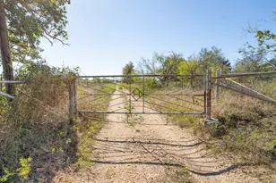 1558 Texas St, Rockdale, TX 76567 - Photo 1