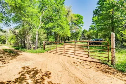 497 Mount Pleasant Road #A, Cedar Creek, TX 78612 - Photo 10