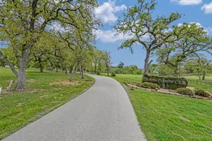 539 Colovista Pkwy, Bastrop, TX 78602 - Photo 28