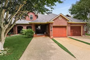 539 Colovista Pkwy, Bastrop, TX 78602 - Photo 1