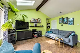 7707 Meadowview Ln, Austin, TX 78752 - Photo 8