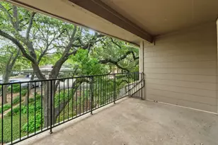 1135 Barton Hills Dr, Austin, TX 78704 - Photo 24