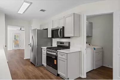 1404 Sir Thopas Trail, Austin, TX 78748 - Photo 10