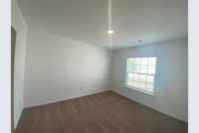 309 Riverdale Drive Drive, Jarrell, TX 76537 - Photo 18