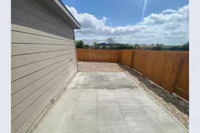 309 Riverdale Drive Drive, Jarrell, TX 76537 - Photo 2