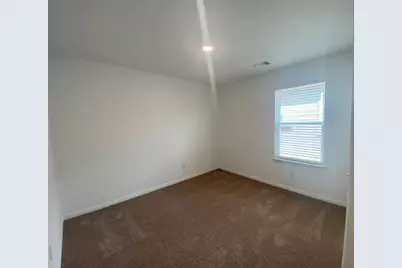 309 Riverdale Drive Drive, Jarrell, TX 76537 - Photo 10