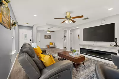 608 Emma Rose, Leander, TX 78641 - Photo 4