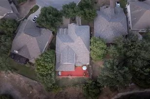 13013 Bloomfield Hills Ln, Austin, TX 78732 - Photo 36