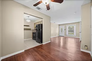 1102 Sahara Ave, Austin, TX 78745 - Photo 8