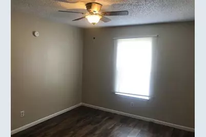 139 Elm Drive #303, Lockhart, TX 78644 - Photo 4