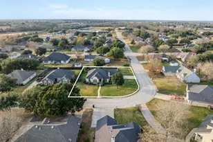 813 Woodson Dr, Caldwell, TX 77836 - Photo 32