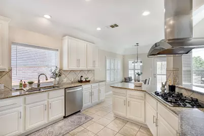 12709 Rush Creek Lane, Austin, TX 78732 - Photo 12