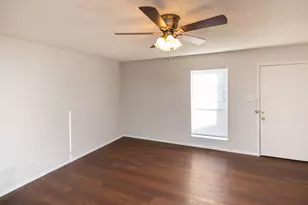 2102 Courtney St, Austin, TX 78745 - Photo 16