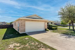 210 Carol Ave, Leander, TX 78641 - Photo 2