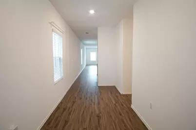 14201 Lyndora Lane, Pflugerville, TX 78660 - Photo 2