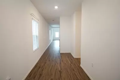 14201 Lyndora Lane, Pflugerville, TX 78660 - Photo 2