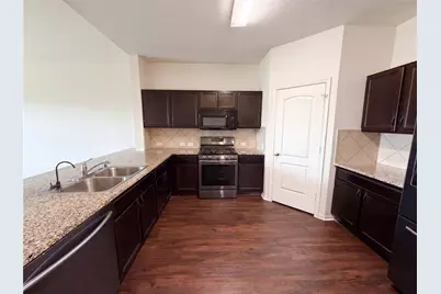 706 Luna Vista Drive, Hutto, TX 78634 - Photo 2