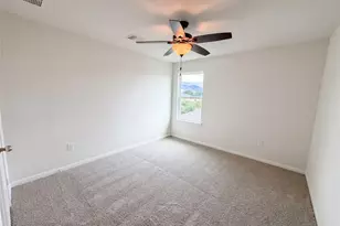 706 Luna Vista Dr, Hutto, TX 78634 - Photo 14