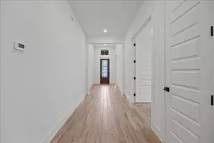 315 Seaside Sparrow Wy, Kyle, TX 78640 - Photo 4